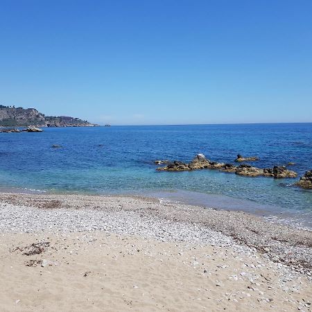 Appartamenti Via Lombardo Giardini Naxos Exteriör bild