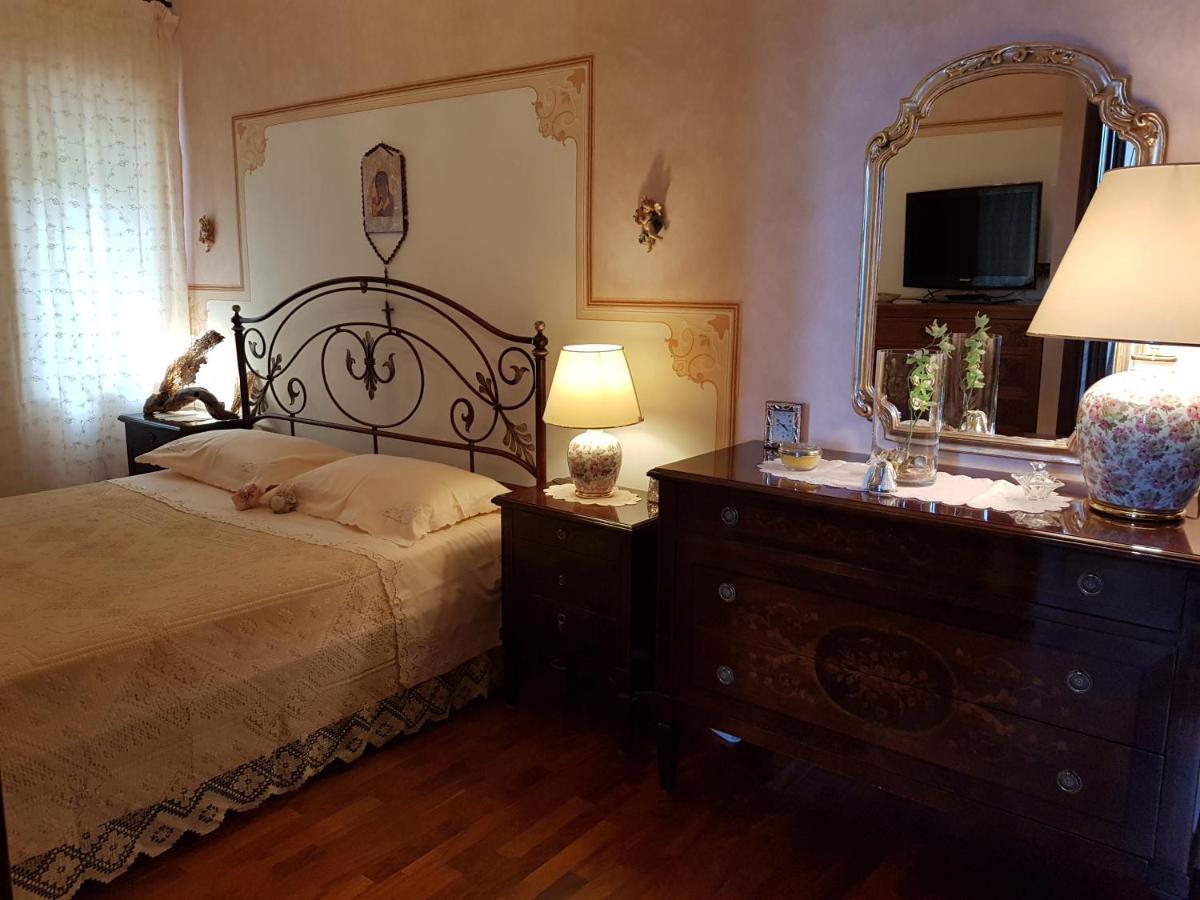 Appartamenti Via Lombardo Giardini Naxos Exteriör bild