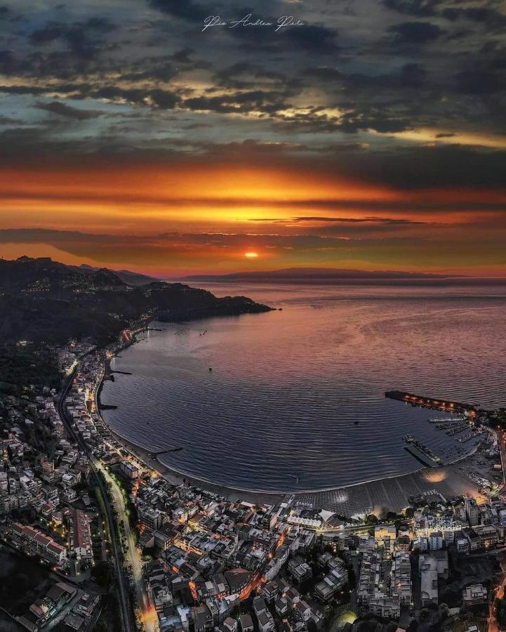 Appartamenti Via Lombardo Giardini Naxos Exteriör bild
