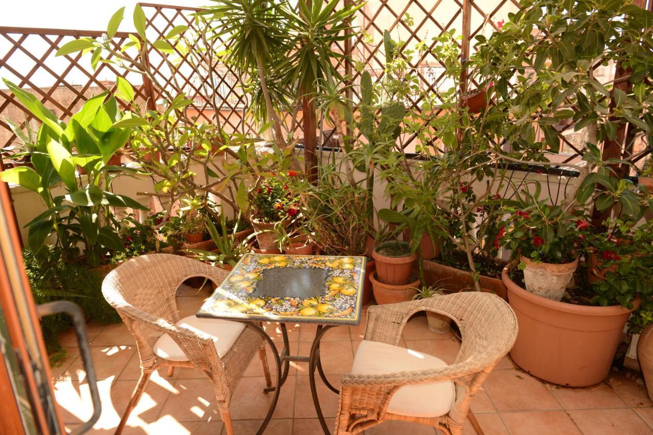 Appartamenti Via Lombardo Giardini Naxos Exteriör bild