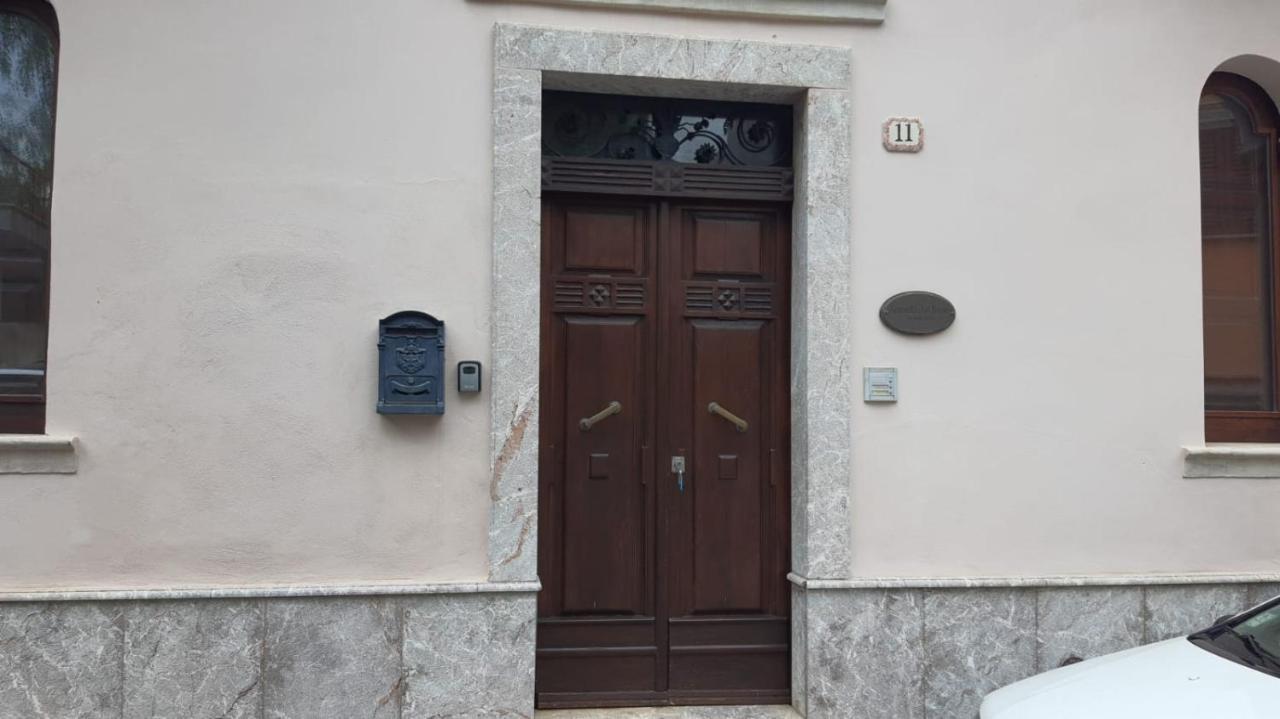 Appartamenti Via Lombardo Giardini Naxos Exteriör bild